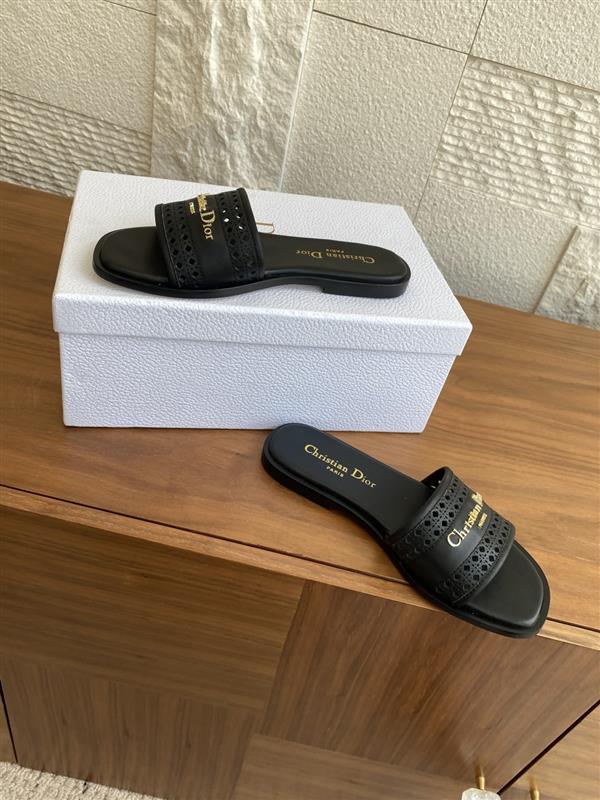 20251128184323945 310